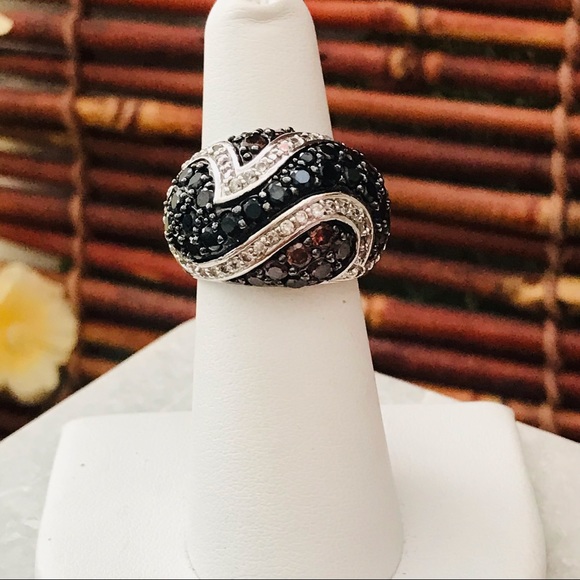 Dome Cocktail Ring Garnet Amethyst and Cubic Zironia Size 6 - Picture 1 of 9